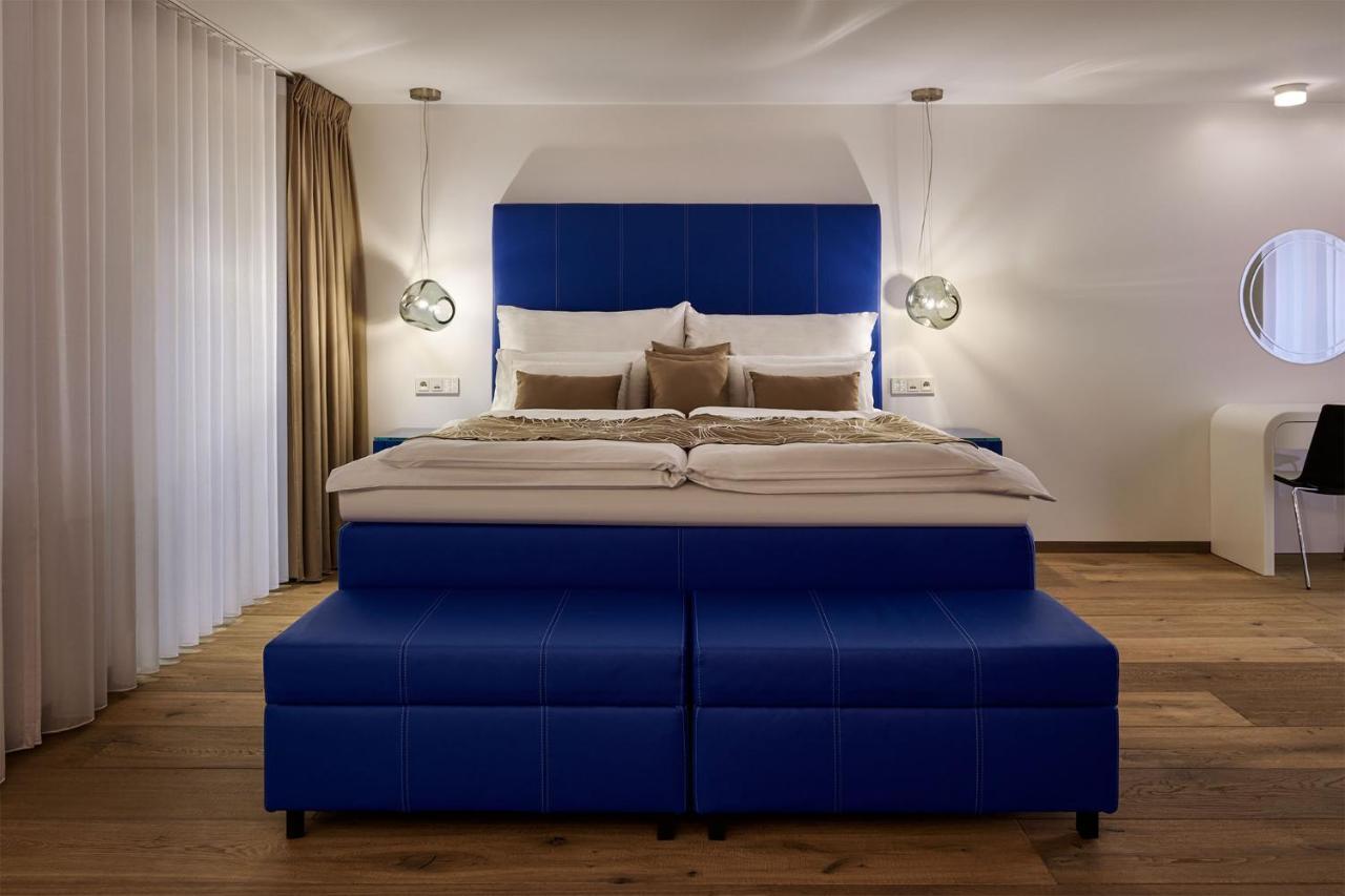 Passage Hotel 4*