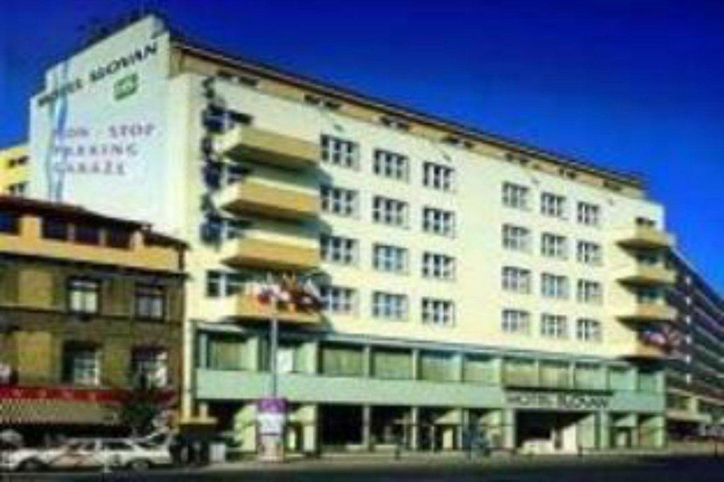 Passage Hotel 4*