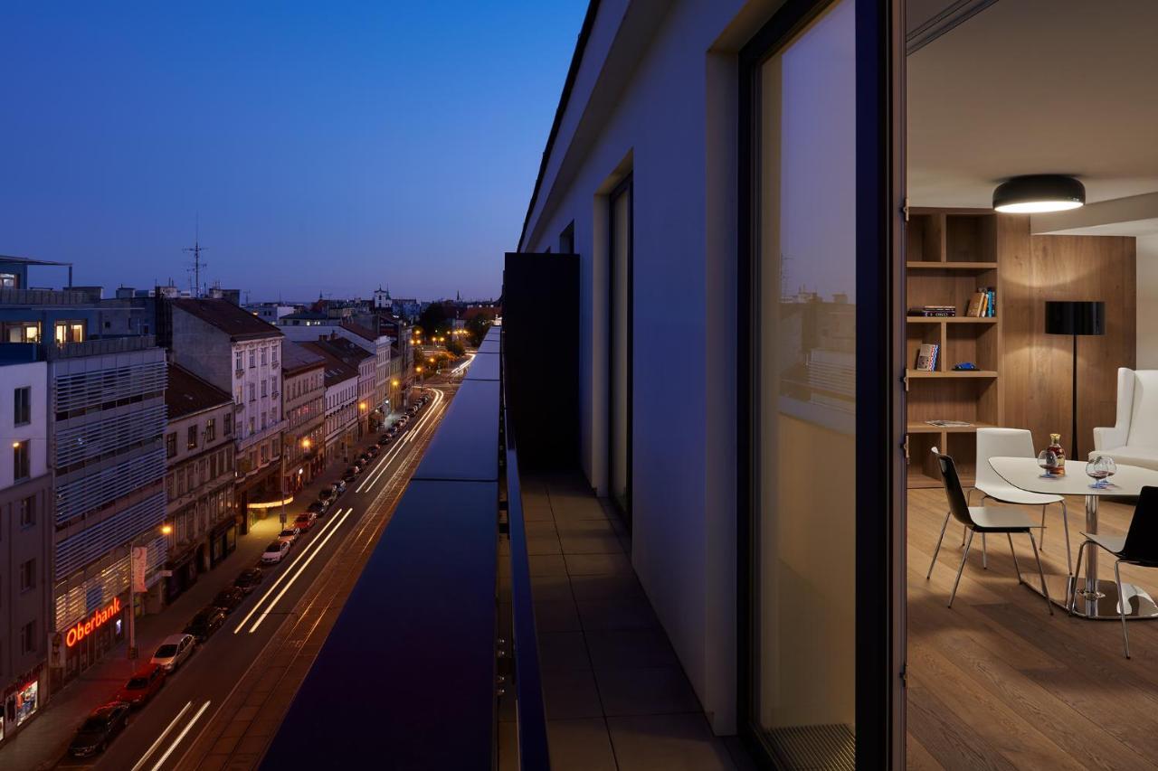 Passage 4* Brno